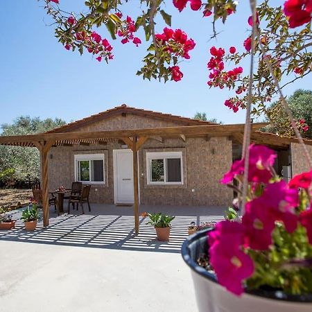 Serenity Studio Beach Home أفانتو المظهر الخارجي الصورة