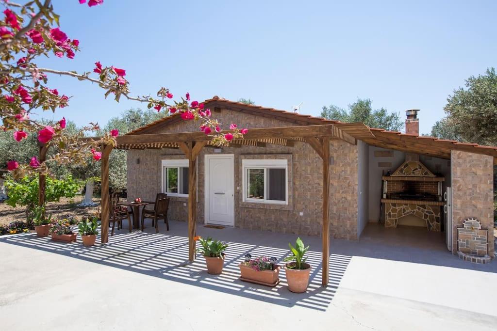 Serenity Studio Beach Home أفانتو المظهر الخارجي الصورة