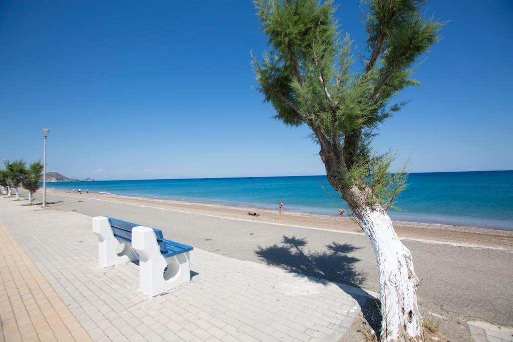 Serenity Studio Beach Home أفانتو المظهر الخارجي الصورة